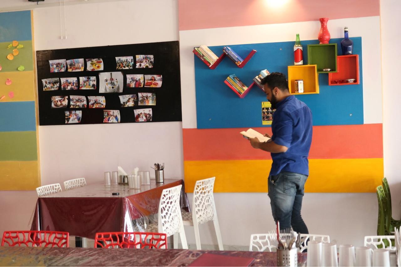 Hotel Kirti Plaza Chittorgarh Exteriör bild